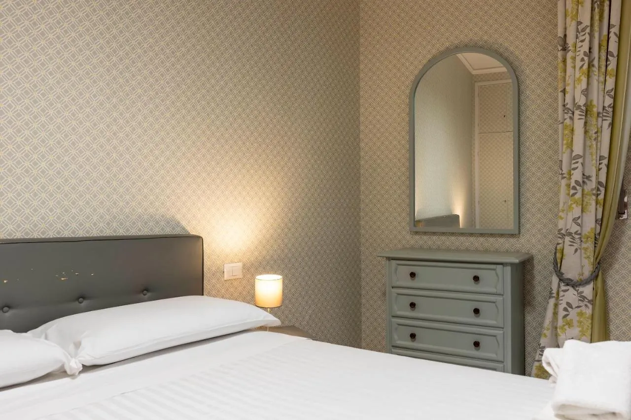 Appartamento Ponte Vecchio Elegant Firenze 0*,